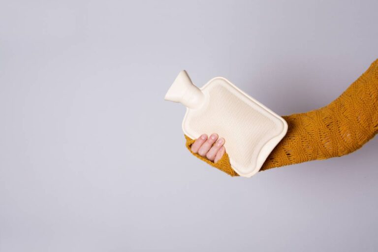 Chaleur douce contre les tensions musculaires : la science du réconfort