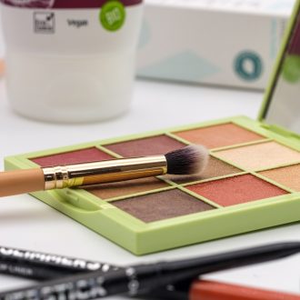 Top_5_beauté_:_un_make_up_waterproof_pour_cet_été_!